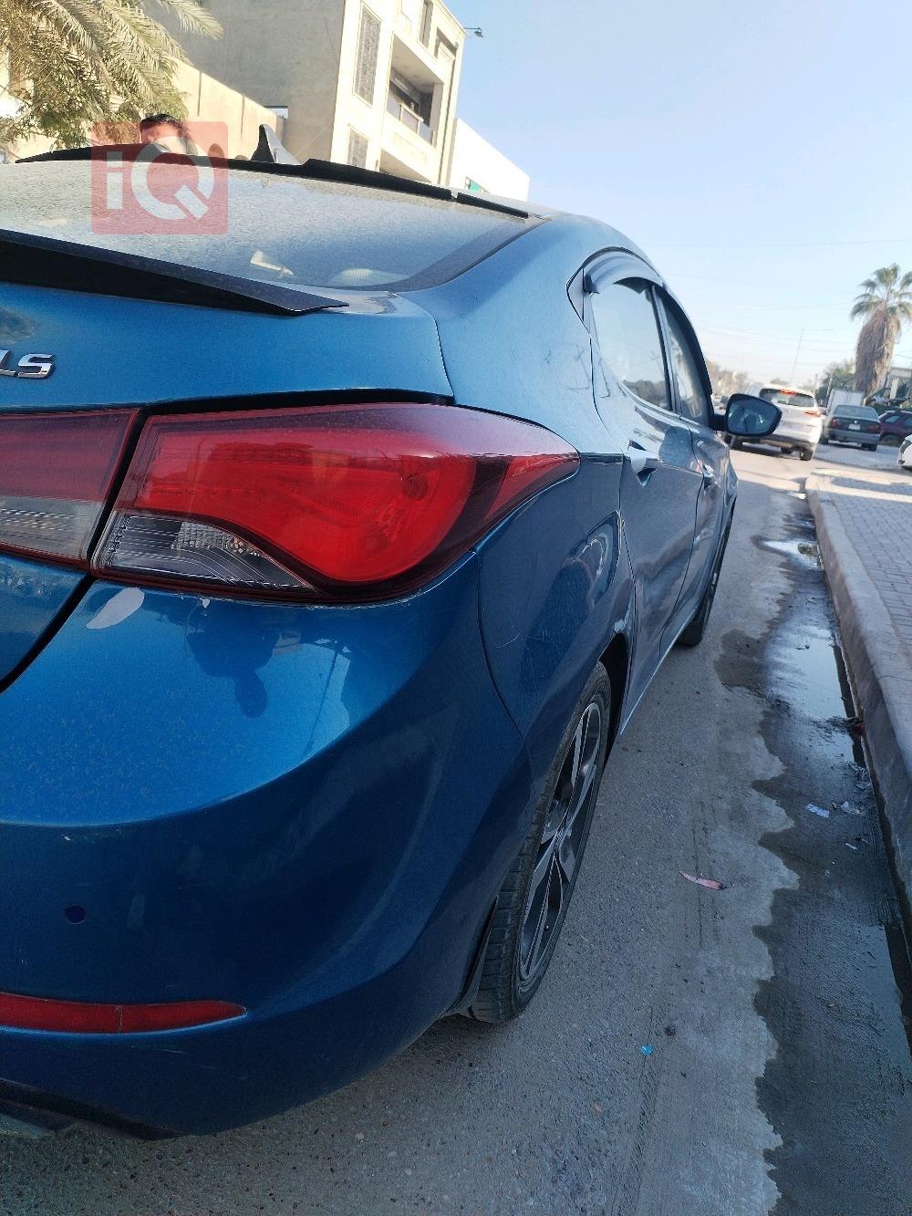 هیۆندای ئەلەنترا